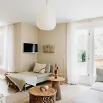 Bohemian Wellness Met Hottub & Sauna Feriehus Ewijk