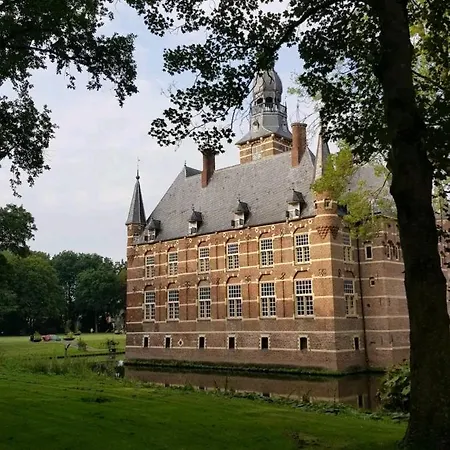 Bohemian Wellness Met Hottub & Sauna Ewijk