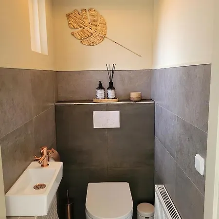 Дом отдыха Bohemian Wellness Met Hottub & Sauna Ewijk