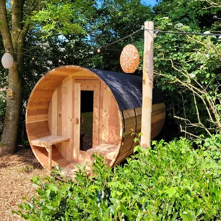 度假居 Bohemian Wellness Met Hottub & Sauna Ewijk