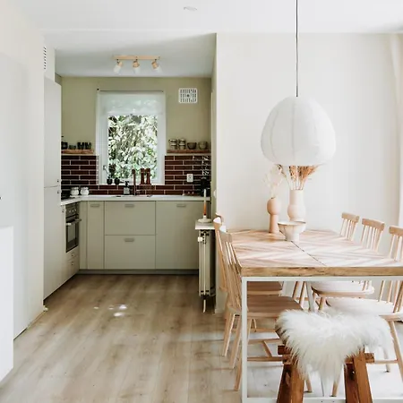 Bohemian Wellness Met Hottub & Sauna