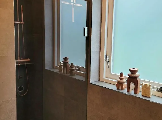 Bohemian Wellness Met Hottub & Sauna * Ewijk