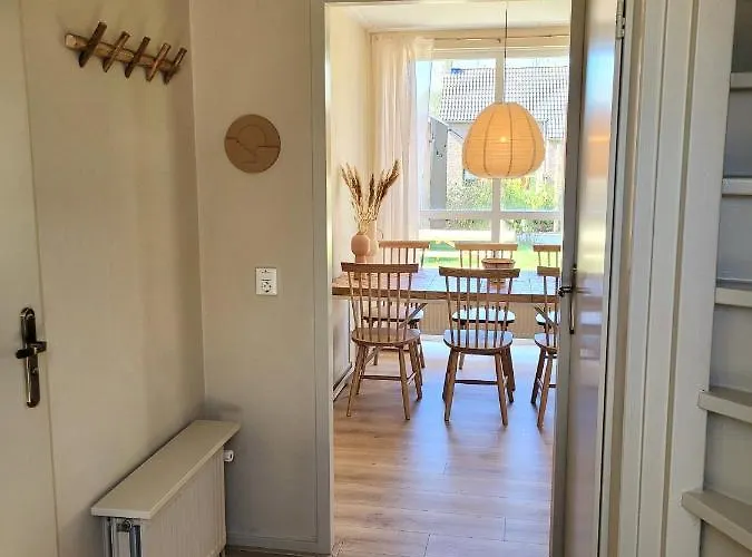 Bohemian Wellness Met Hottub & Sauna Ewijk