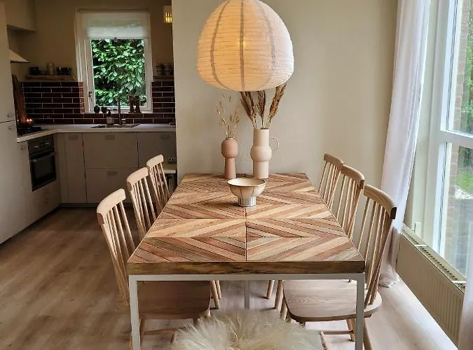 Tatil Evi Bohemian Wellness Met Hottub & Sauna Ewijk