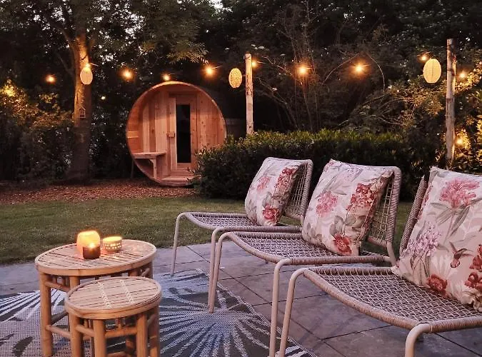 Bohemian Wellness Met Hottub & Sauna Сasa de vacaciones *