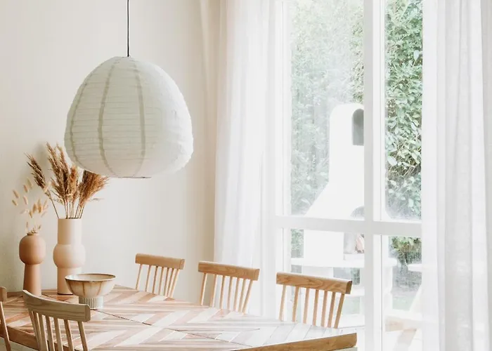 Bohemian Wellness Met Hottub & Sauna Ewijk