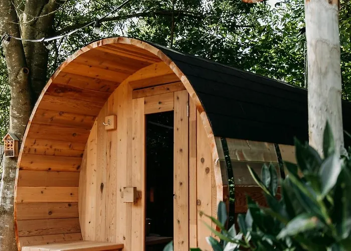 Сasa de vacaciones Bohemian Wellness Met Hottub & Sauna Ewijk