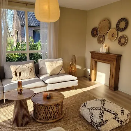 Bohemian Wellness Met Hottub & Sauna Holiday home *
