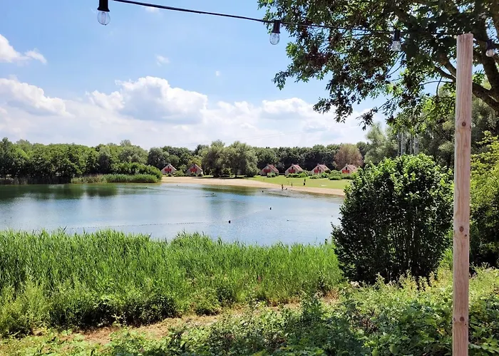 Bohemian Wellness Met Hottub & Sauna Holiday home *