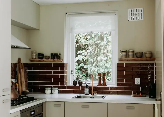 Semesterbostad Bohemian Wellness Met Hottub & Sauna Ewijk