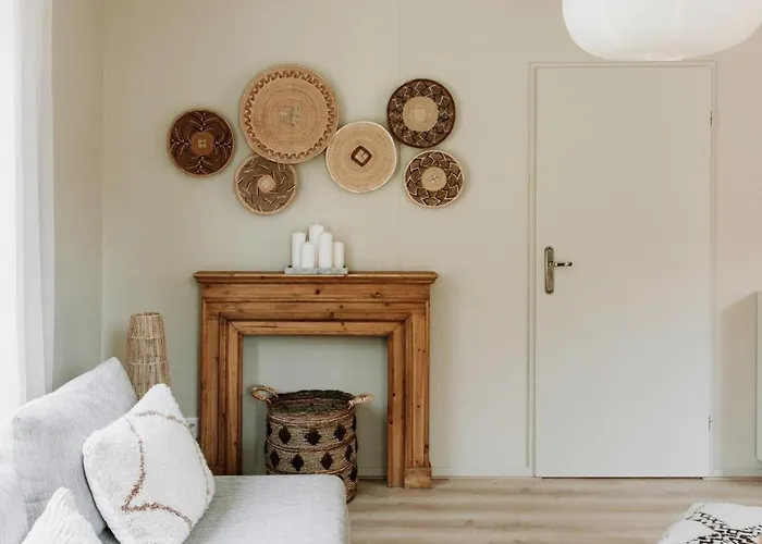 Bohemian Wellness Met Hottub & Sauna * Ewijk