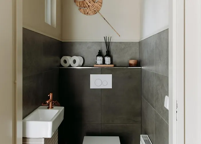 Bohemian Wellness Met Hottub & Sauna *