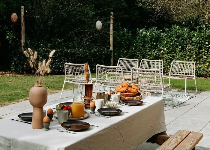 Semesterbostad Bohemian Wellness Met Hottub & Sauna